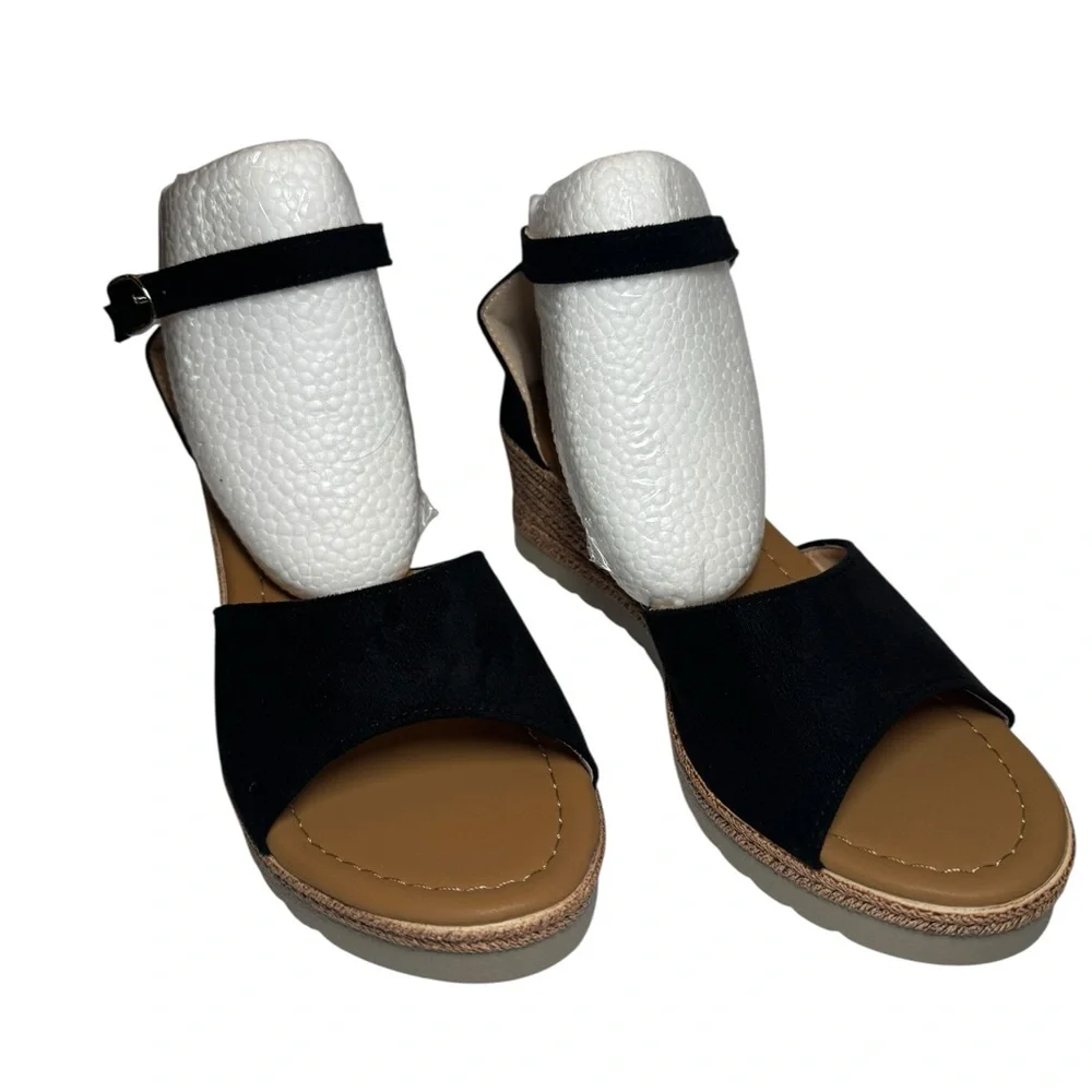 Elegant Black‎ Wedge Sandals